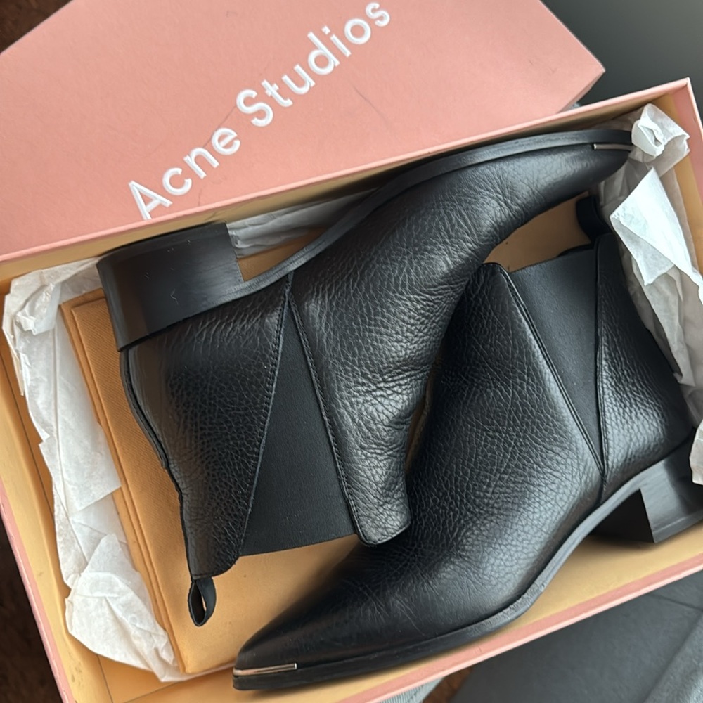 Acne Jensen Boots